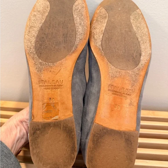 Italeau Women's Gray Suede Loafers - Picture 2 of 7